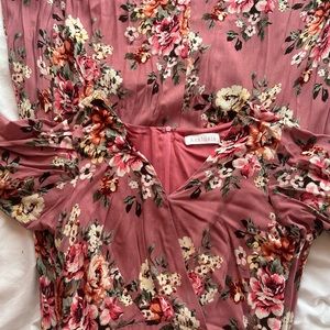 Pink floral maxi dress 🌺